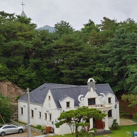 The Castle Stay Chuncheon Dış mekan fotoğraf