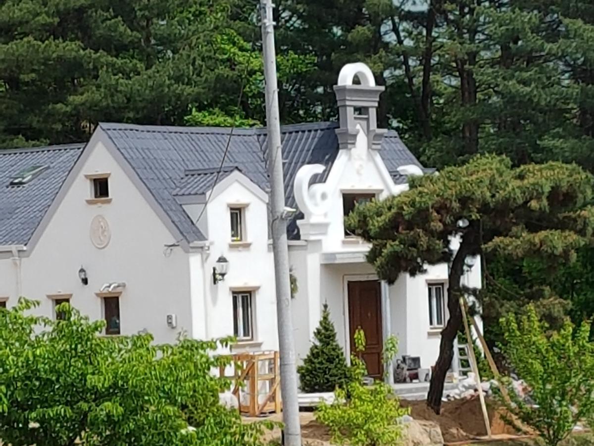 The Castle Stay Chuncheon Dış mekan fotoğraf