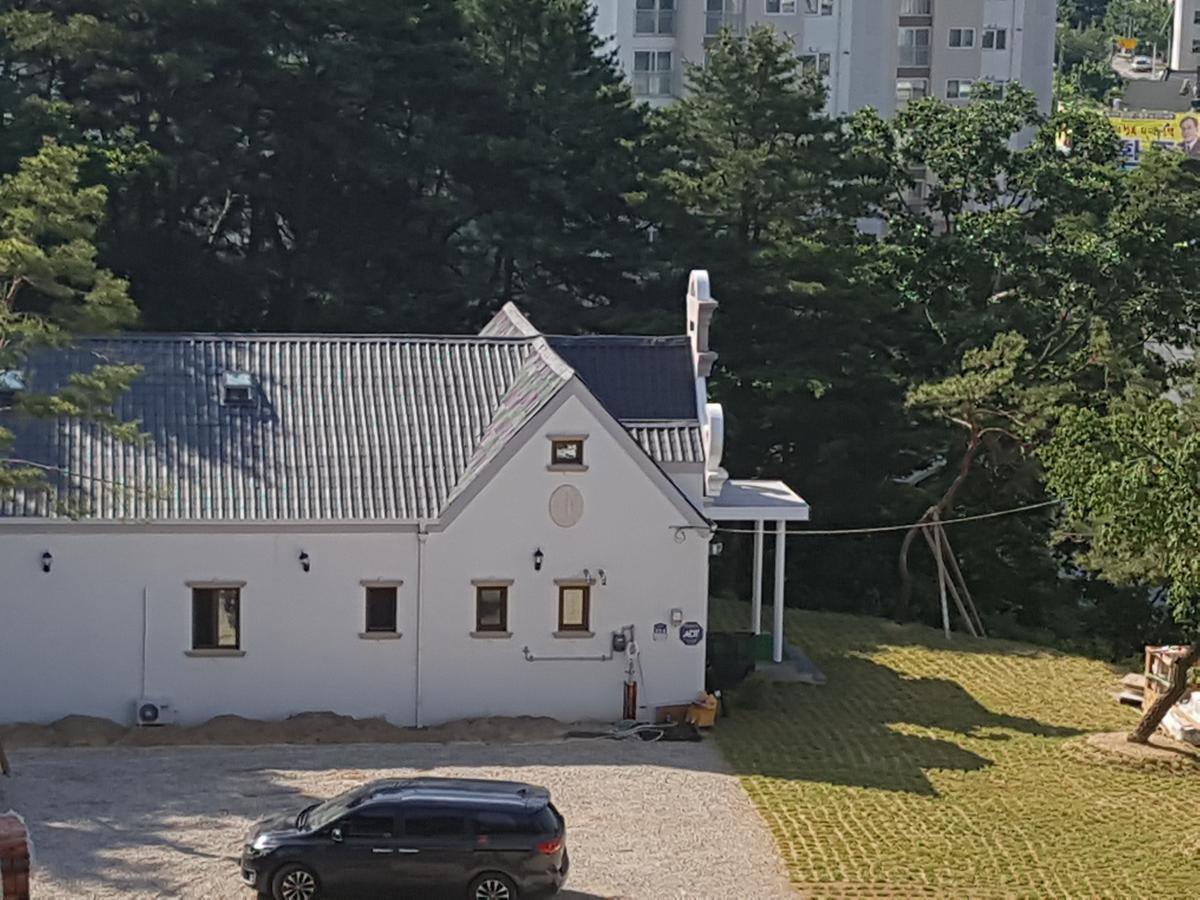 The Castle Stay Chuncheon Dış mekan fotoğraf